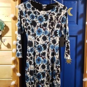 Beautiful GUESS Electric Blue Daisy Mini Dress  M